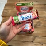 فیتنس بار با طعم توت فرنگی Nestle