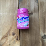 آدامس بدون شکر بادکنکی خنک کننده mentos