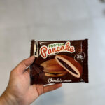 پنکیک پروتئینی بدون شکر طعم شکلاتی bombbar