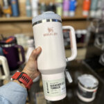 ماگ دسته دار تامبلر استنلی QUNCHER H2.O TUMBLER
