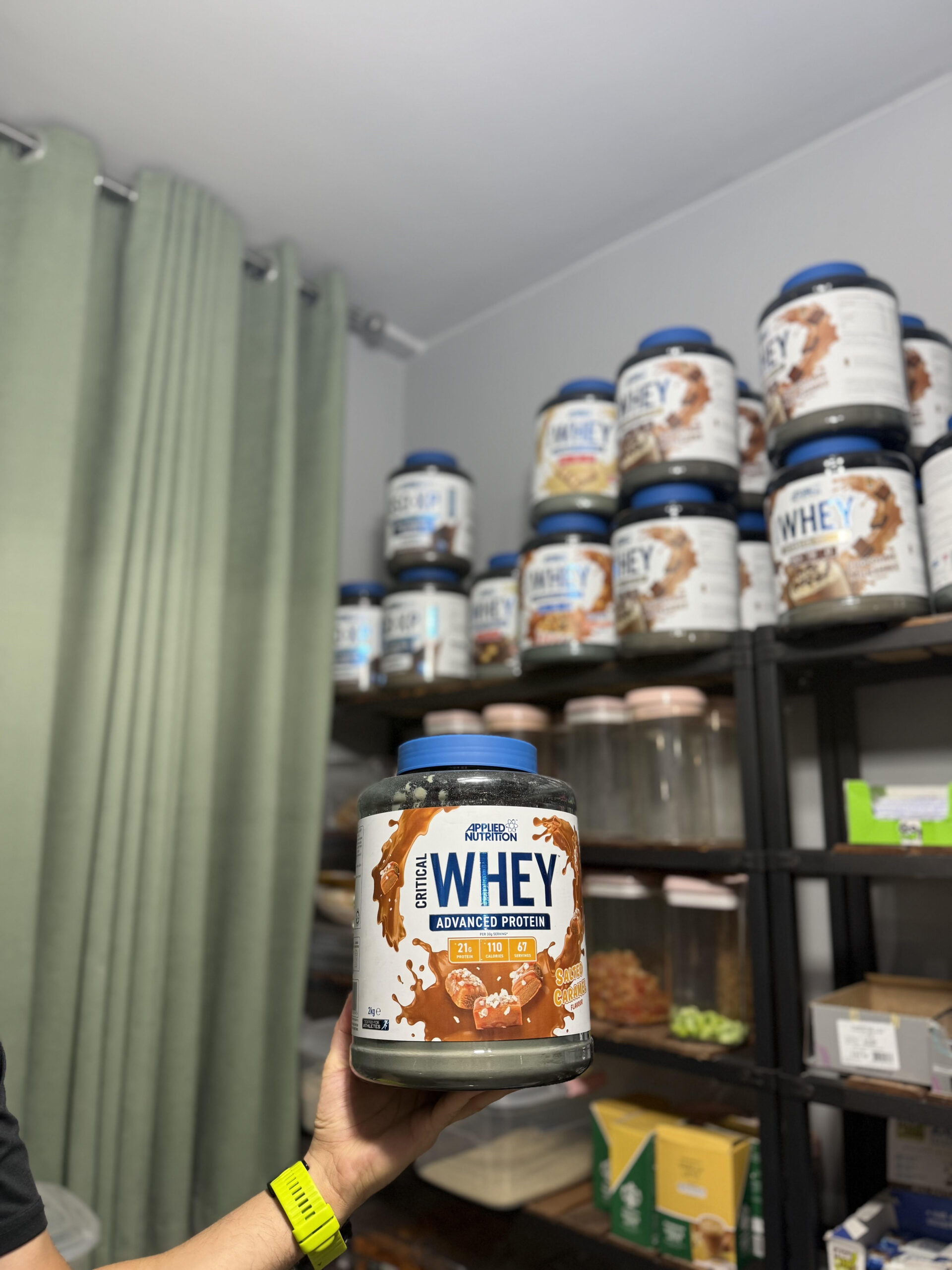 unnamed (2) پروتئین وی Applied Nutrition Critical-طعم کارامل نمکی - Image 1