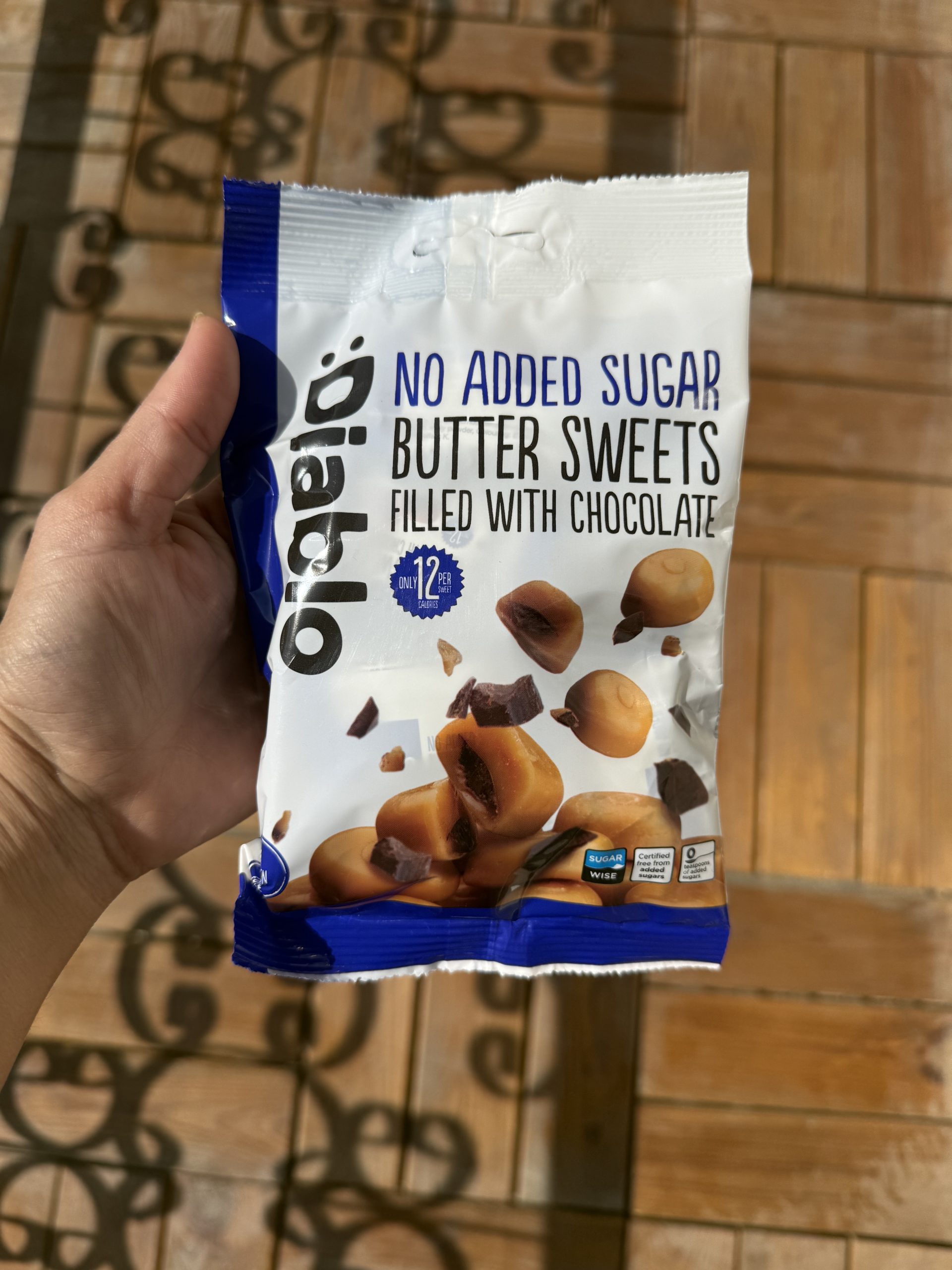 IMG_0003 آبنبات بدون قند و گلوتن فری Diablo طعم butter sweets با مغزی شکلات - Image 1