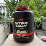 پروتئین وی وانیلی ماسل تک NITRO TECH  حاوی کراتین مونوهیدرات
