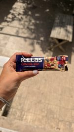گرانولا بار میوه های قرمز FELLAS بدون گلوتن 23 گرم