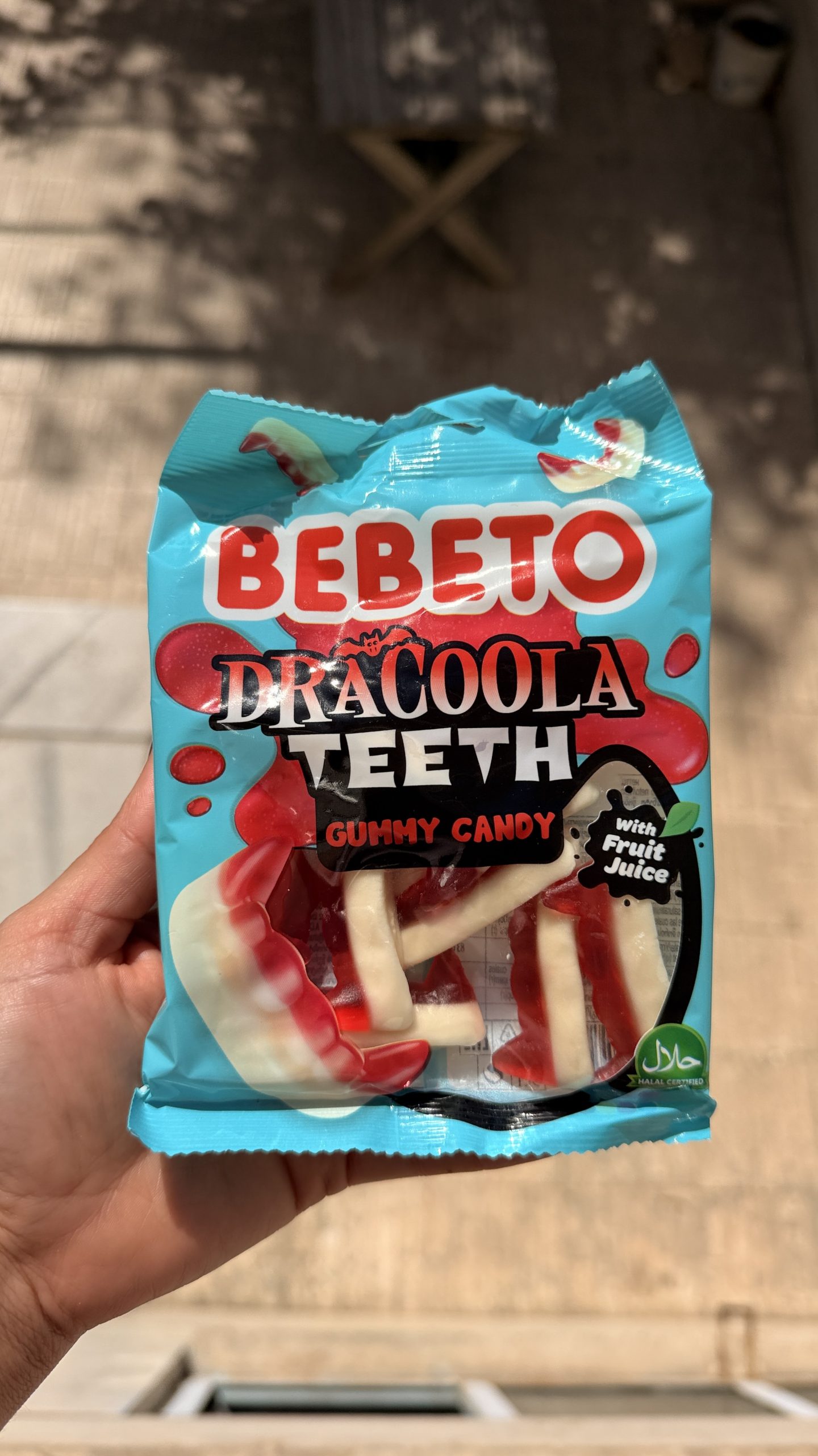 IMG_8459 پاستیل BEBETO مدل دندان دراکولا 80 گرم - تصویر 1